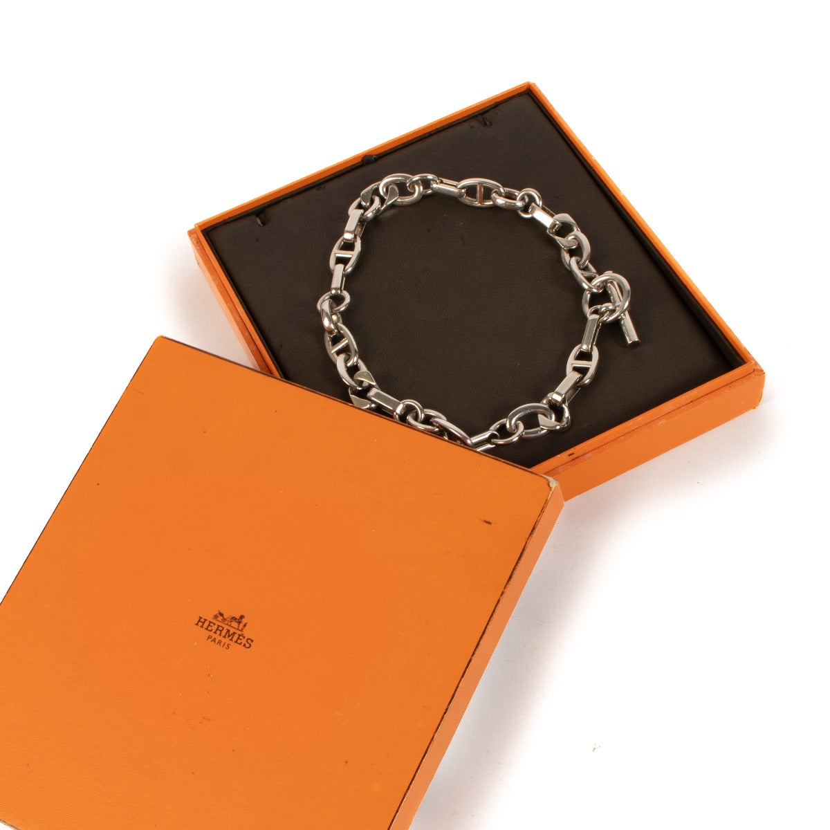 Shop authentic vintage Hermès Sterling Silver Alea Necklace on www.labellov