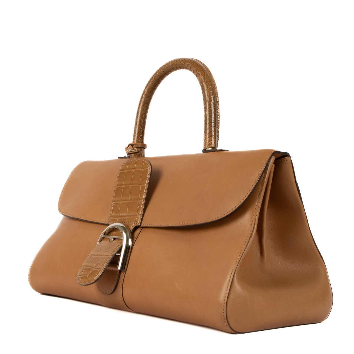 Shop an 100% authentic Delvaux Vegetal Dream/Alligator Brillant East/West Bag on Labellov.com