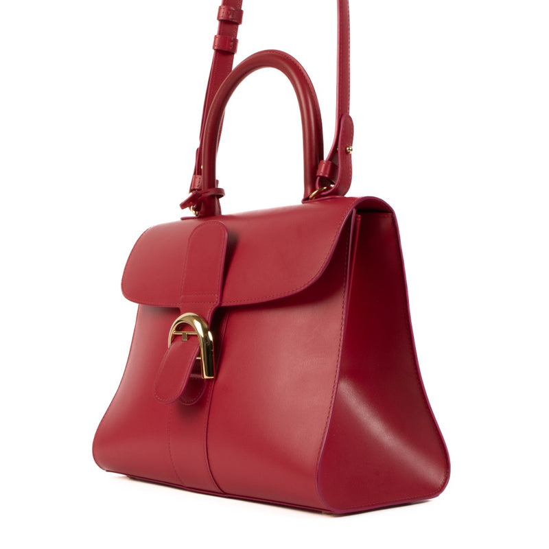 shop safe online Delvaux Raspberry Box Calf Brillant MM Bag. Koop veilig online tegen de beste prijs Delvaux Raspberry Box Calf Brillant MM Bag.