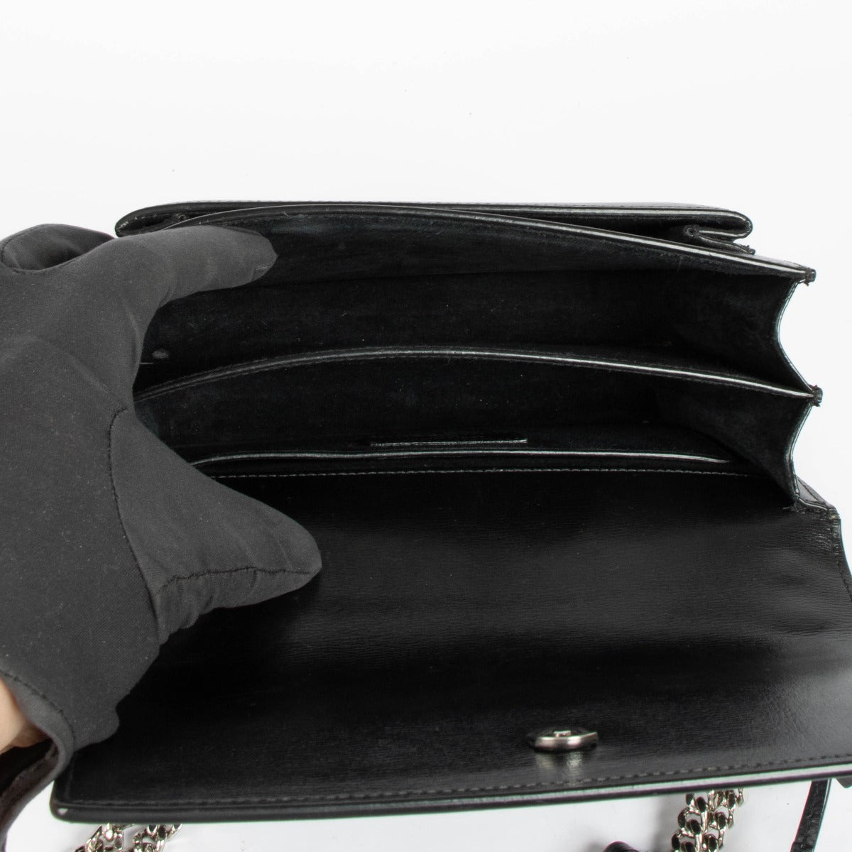 Authentic pre-loved Saint Laurent Black Leather Medium Sunset Bag on Labellov.com