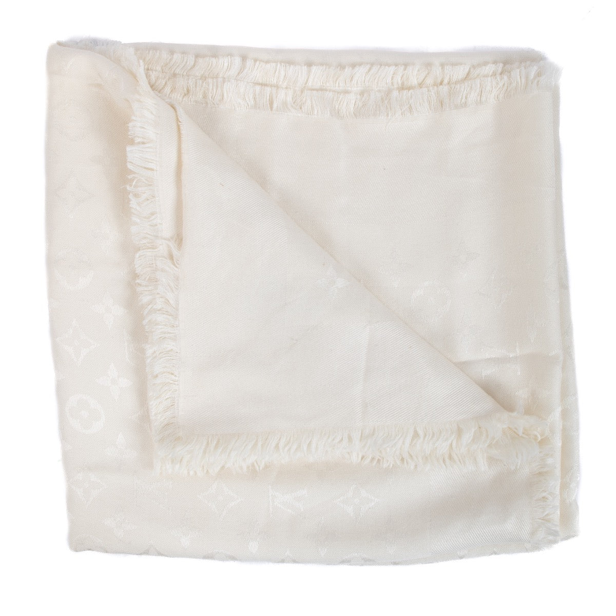 shop safe online at Labellov in Antwerp, Brussels and Knokke this 100% authentic second hand Louis Vuitton White Monogram Classic Shawl