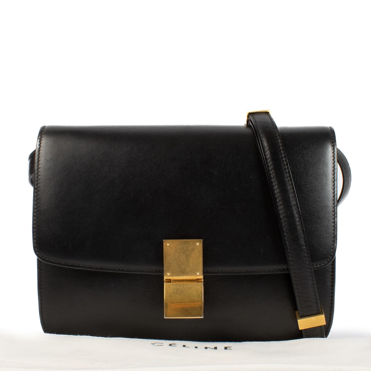 Shop safe online at Labellov in Antwerp and Knokke this 100% authentic second hand Celine Black Classic Box Crossbody Bag