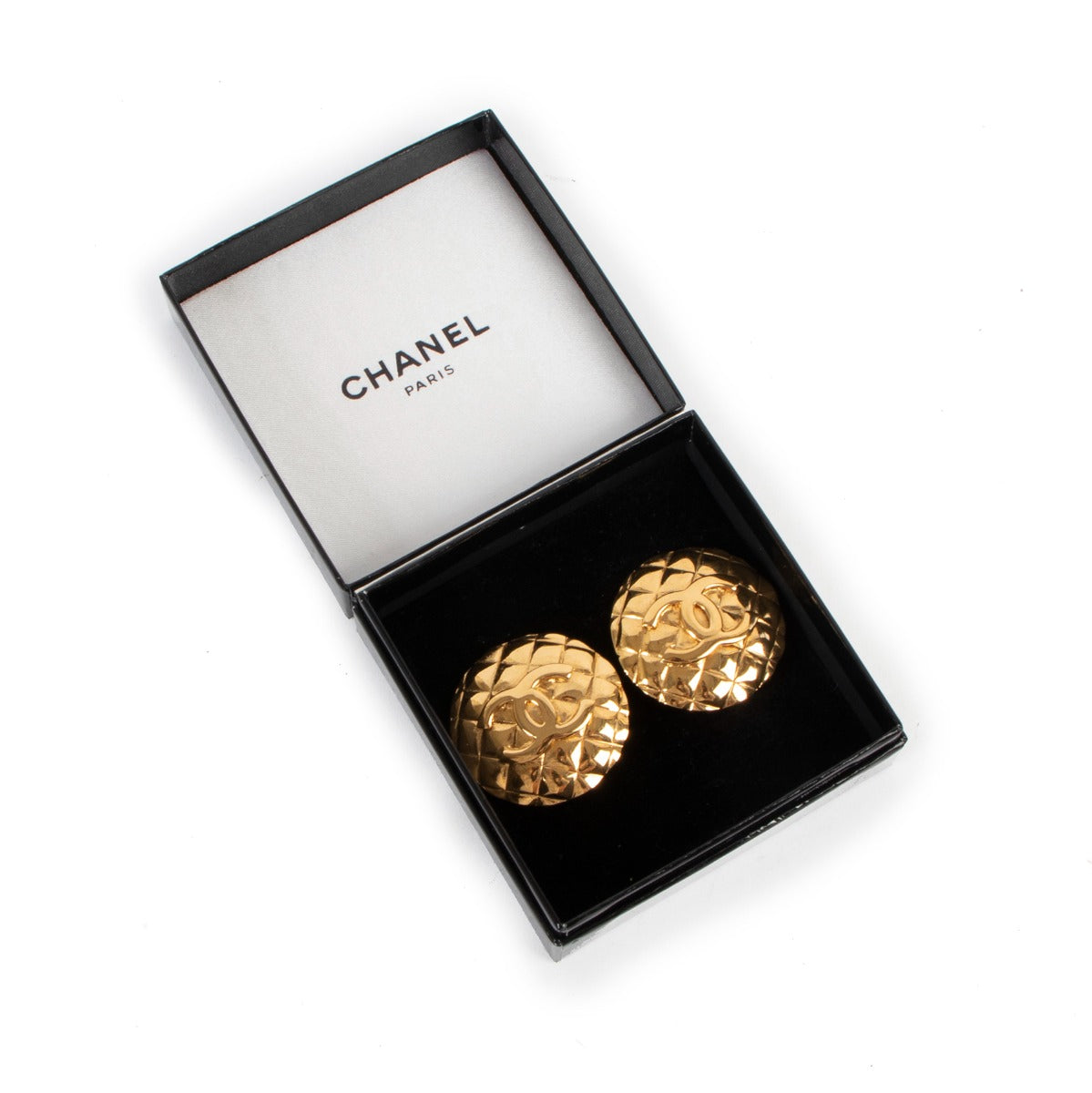 Chanel Vintage Gold Quilted Interlocking CC Clip Earrings