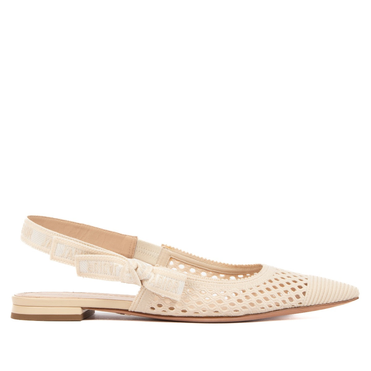 Shop safe online at Labellov in Antwerp, Brussels and Knokke these 100% authentic second hand Christian Dior Beige Fabric Mesh Slingback Flats - size 39