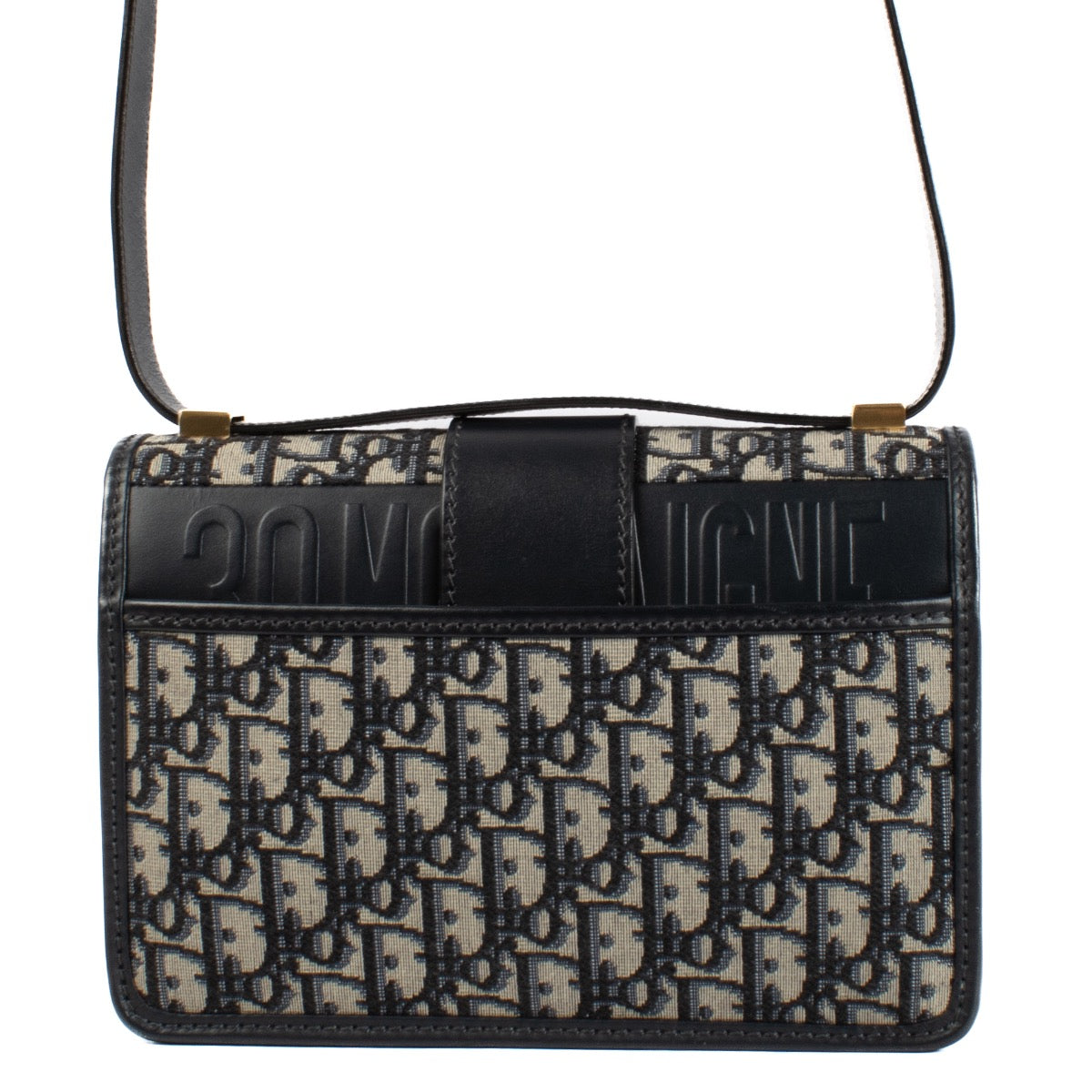 Shop safe online at Labellov in Antwerp, Brussels and Knokke this 100% authentic second hand Christian Dior Oblique Jacquard Montaigne 30