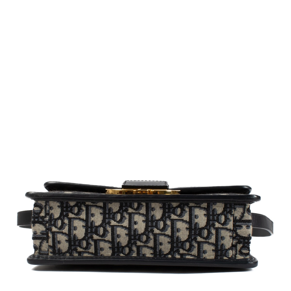 Shop safe online at Labellov in Antwerp, Brussels and Knokke this 100% authentic second hand Christian Dior Oblique Jacquard Montaigne 30