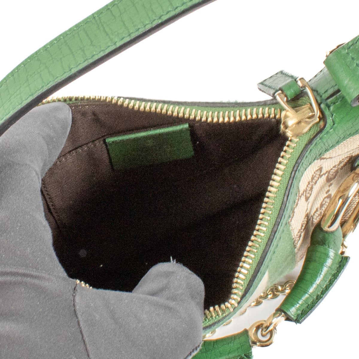 Shop safe online at Labellov in Antwerp, Brussels and Knokke this 100% authentic second hand Gucci Green GG Monogram Canvas Mini Bag
