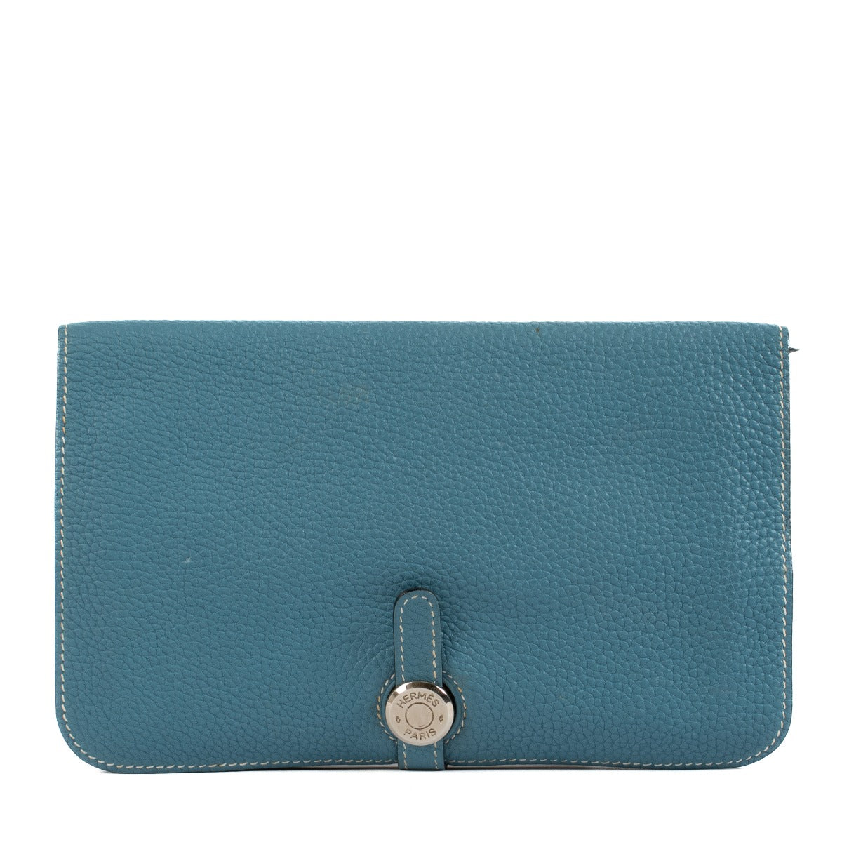 Shop safe online at Labellov in Antwerp, Brussels and Knokke this 100% authentic second hand Hermès Blue Jean Togo Dogon Duo Wallet