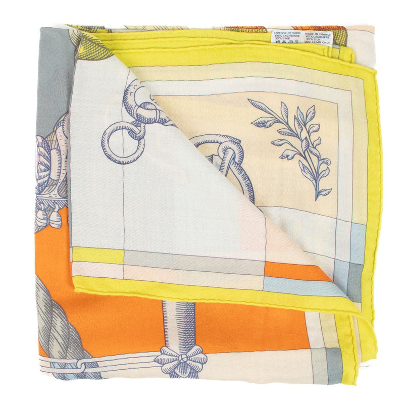 Shop safe online at Labellov in Antwerp, Brussels and Knokke this 100% authentic second hand Hermès Multicolor Cashmere/Silk Della Cavalleria Shawl