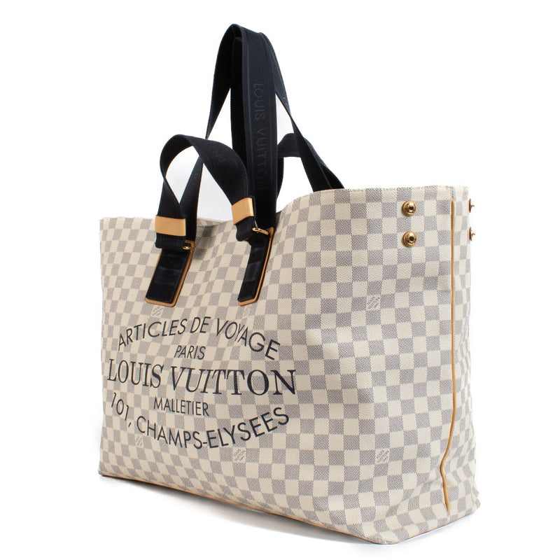 Shop safe online at Labellov in Antwerp, Brussels and Knokke this 100% authentic second hand Louis Vuitton Damier Azur Beach Cabas GM Bag