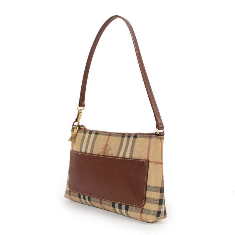 shop your favorite Burberry shoulder bags an accessoires at www.labellov.com