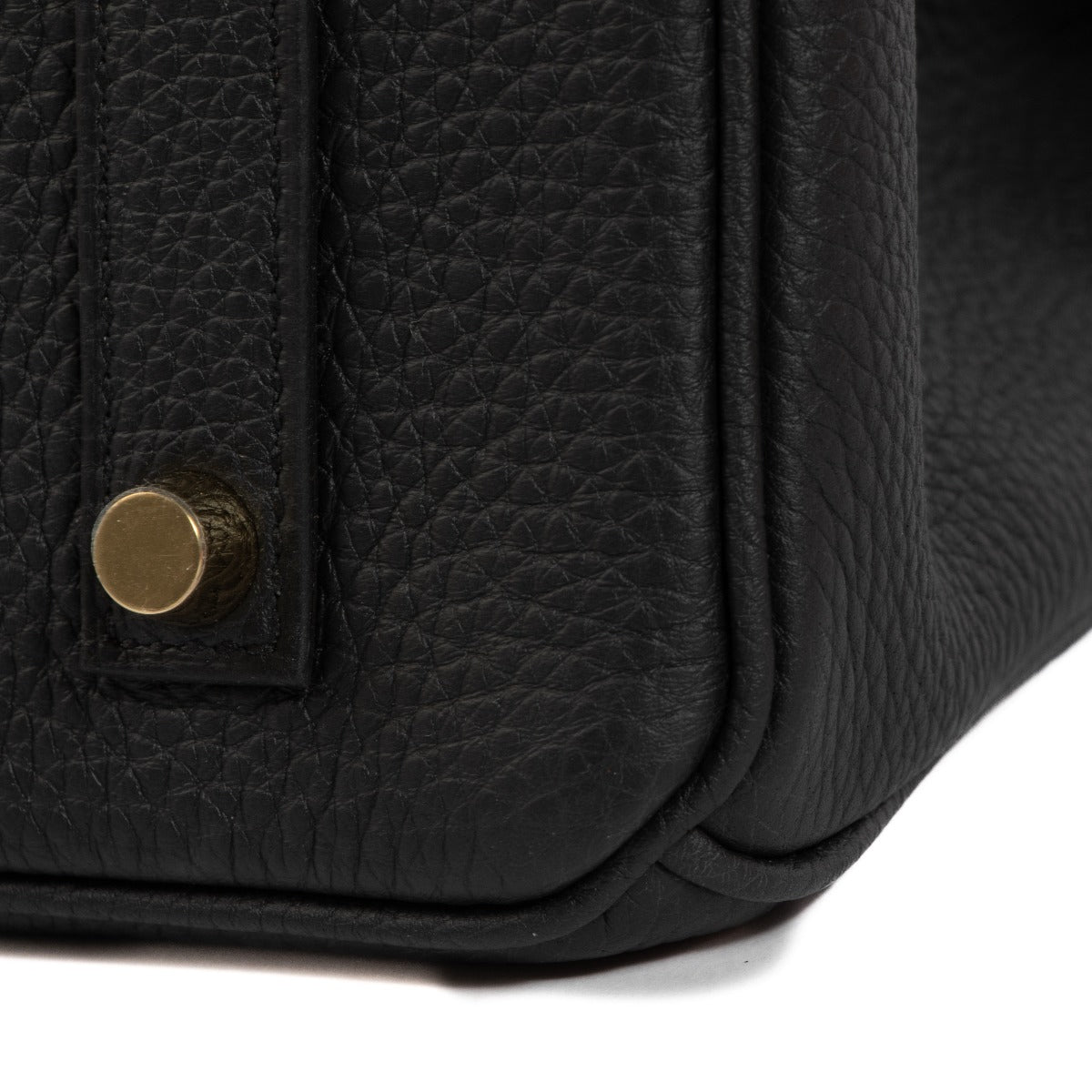 Second hand pre-owned 2022 Hermès Birkin 35 Black Togo on www.labellov.com