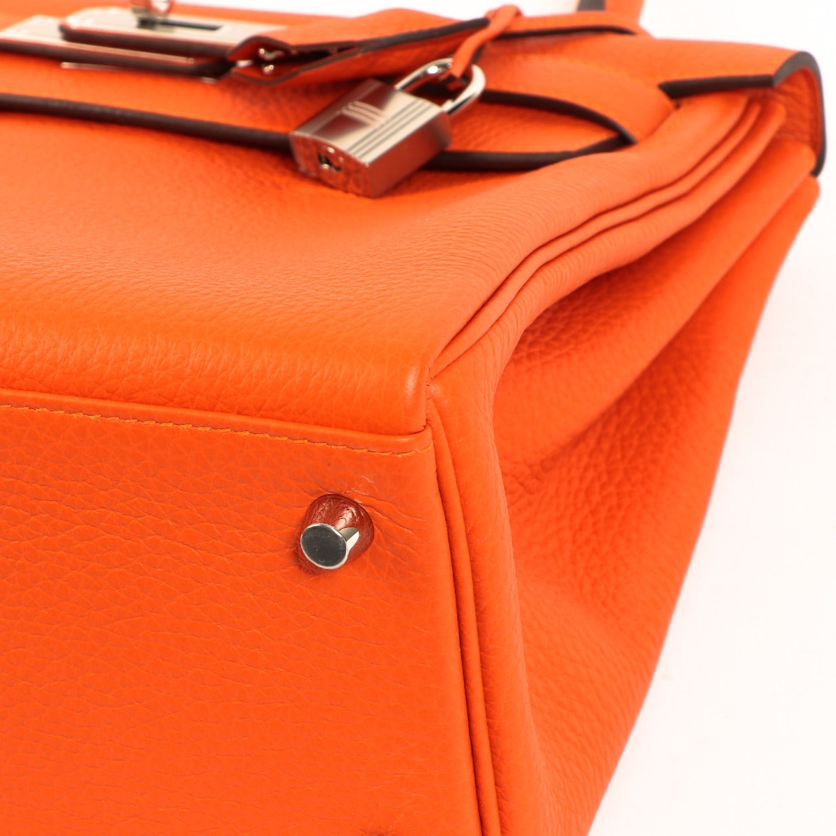 Hermès 2022 Kelly 28 Clemence Feu orange