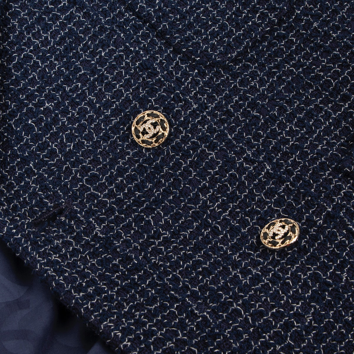 Buy an authentic second hand Chanel Spring Summer 2022 Blue Cotton Tweed Coat - Size 36 (FR) in very good condition at Labellov