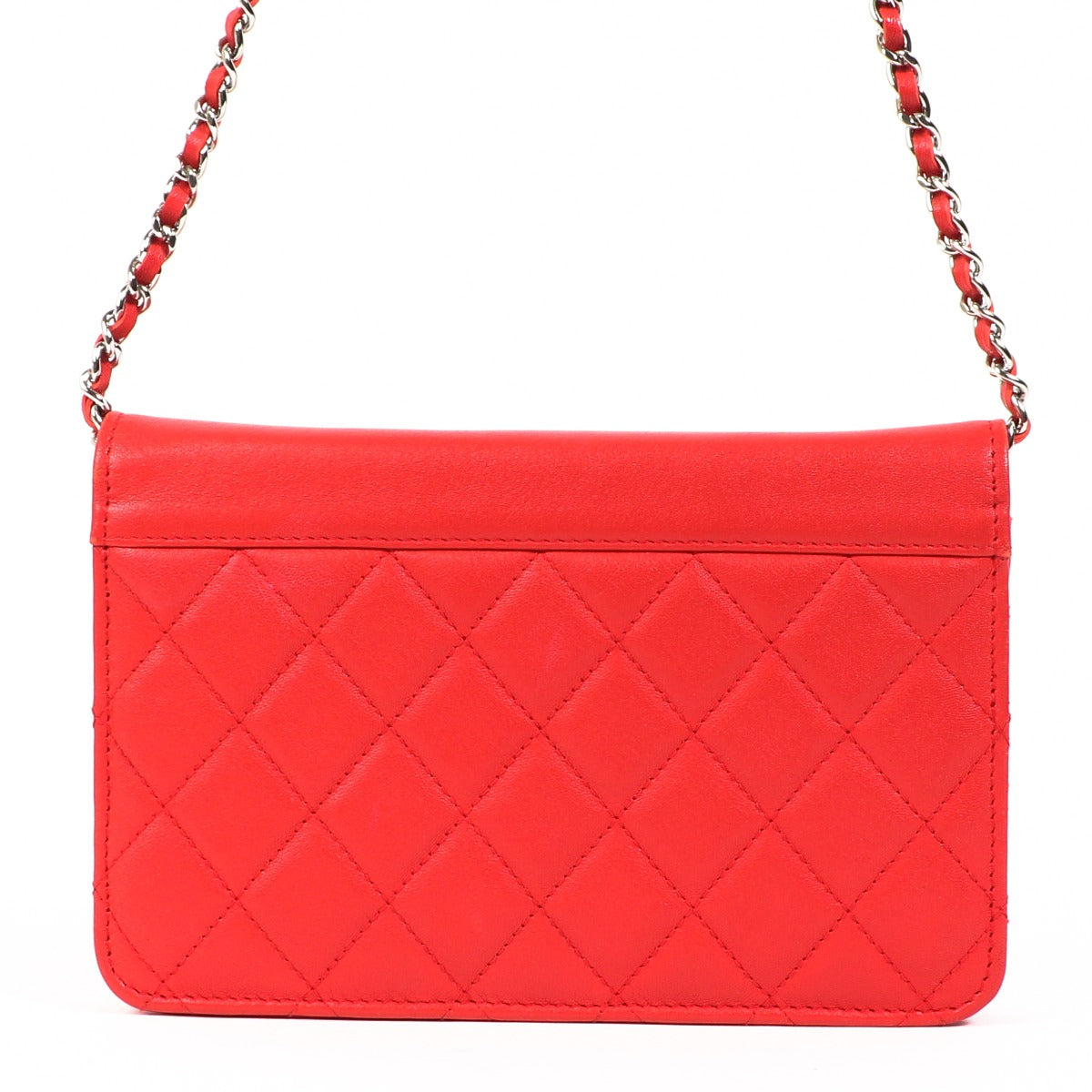 buy authentic second hand chanel wallet on chain on labellov.com