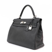 Shop authentic second hand luxury designer Hermès Kelly 32 Black Togo on labellov.com