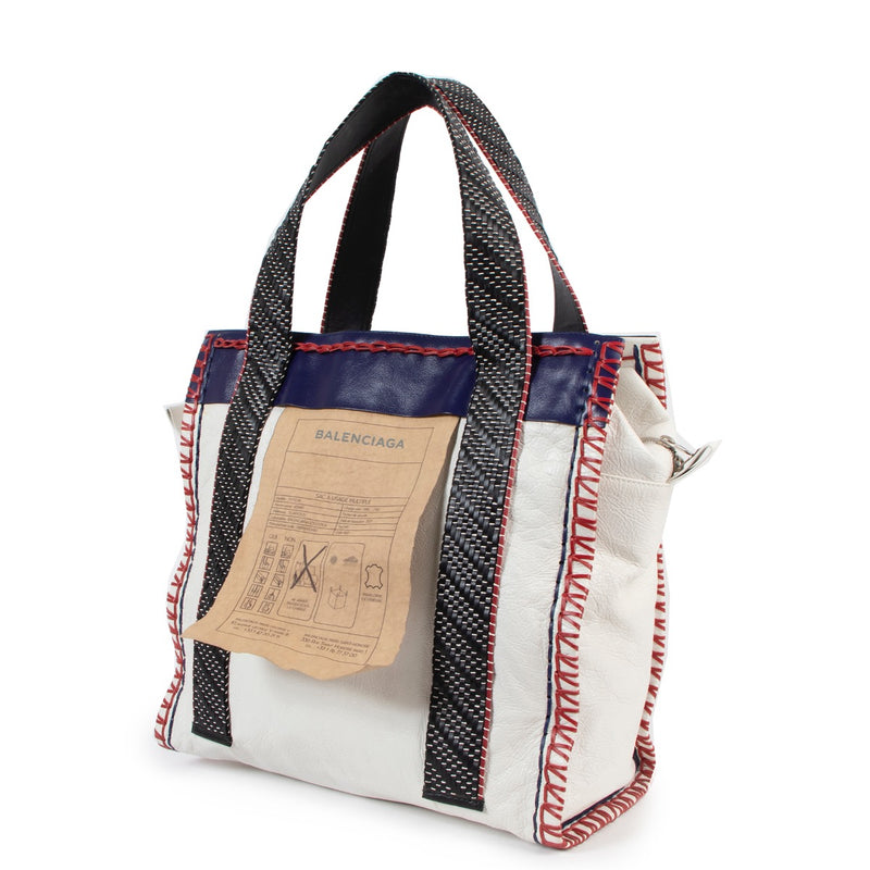 Shop safe online at Labellov in Antwerp this 100% authentic second hand Balenciaga Medium Scaffold Shopper Tote Bag