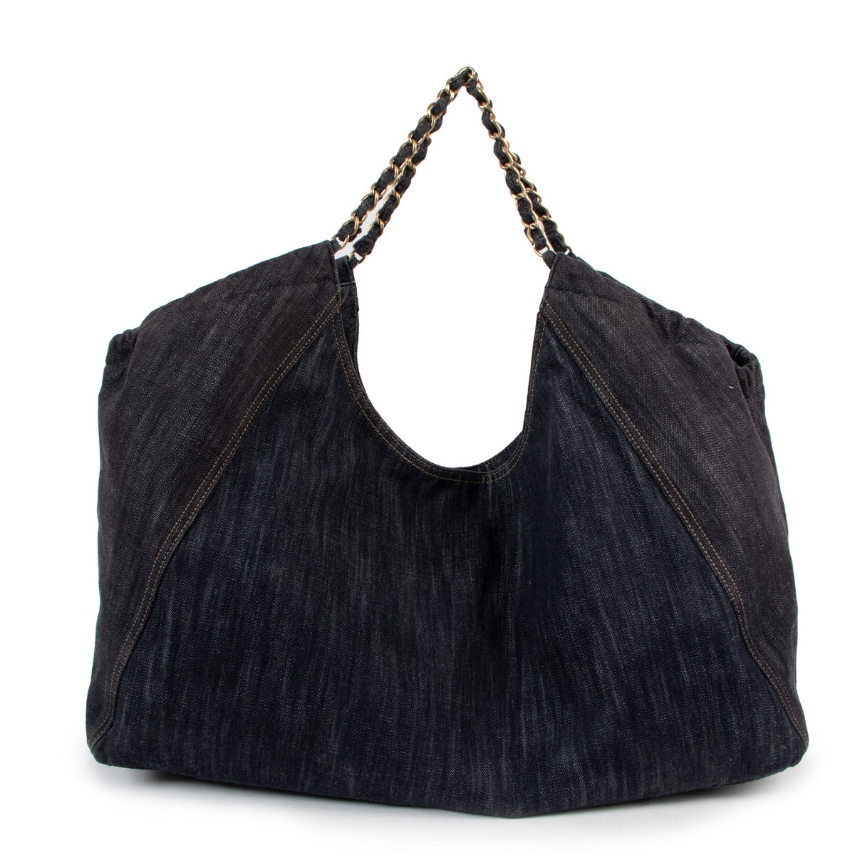 Buy and sell your authentic Chanel Limited Edition Blue Denim XL Coco Cabas Tote Bag for the best price at Labellov secondhand luxury in Antwerp. Buy authenticated luxury safe and secure online.