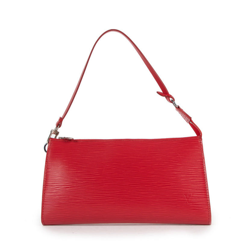 Shop safe online at Labellov in Antwerp this 100% authentic second hand Louis Vuitton Red Epi Leather Pochette Accessoires