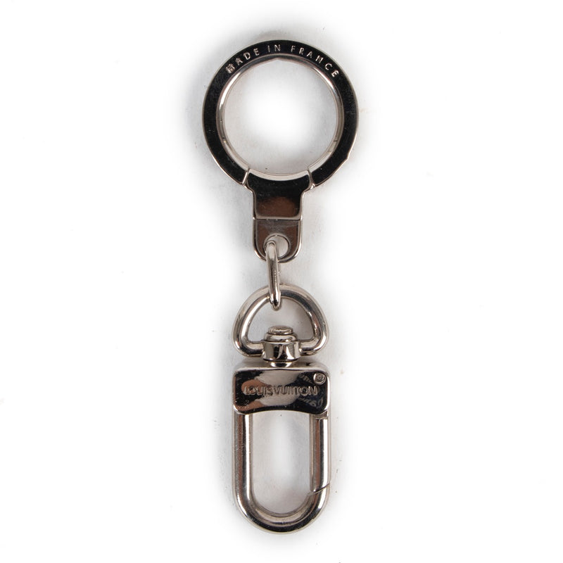 Shop safe online at Labellov in Antwerp this 100% authentic second hand Louis Vuitton Silver Key Holder, Bag Charm