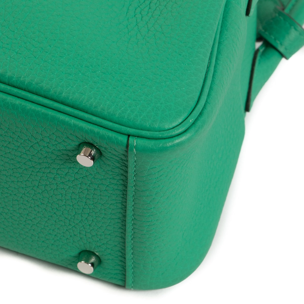 Buy second hand Hermès Lindy Mini Menthe Green on www.labellov.com