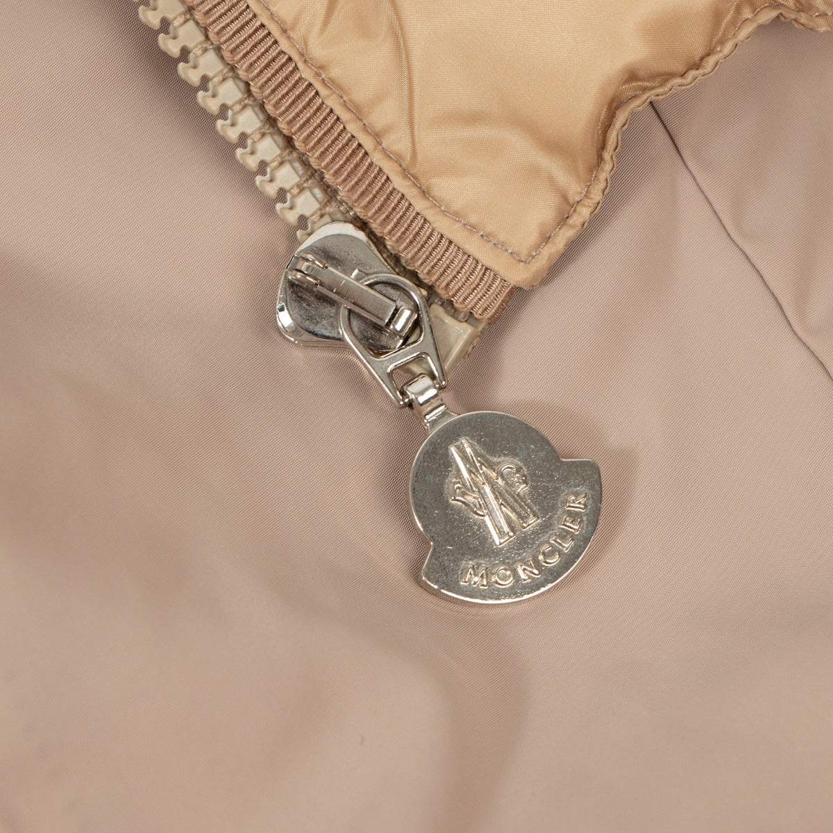 Moncler Lime Giubbotto Beige Nylon Windbreaker Jacket - Size 3