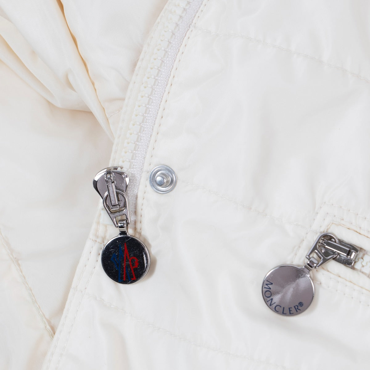 Moncler Venan Giacca White Lightweight Jacket - Size 2