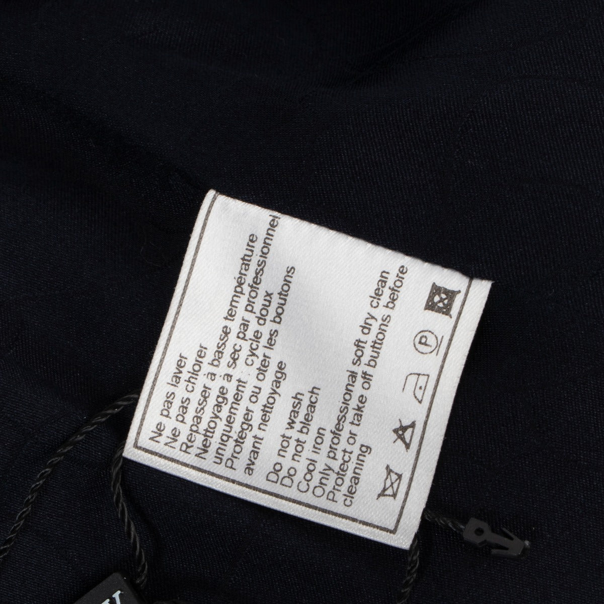 Veste Chanel Croisière 2002 en tweed croisée à col asymétrique - Taille FR38