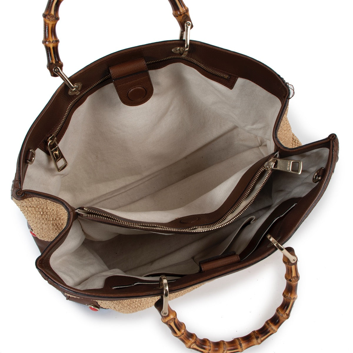 Shop safe online at Labellov in Antwerp this 100% authentic second hand Gucci Raffia Bamboo Top Handle Shopper