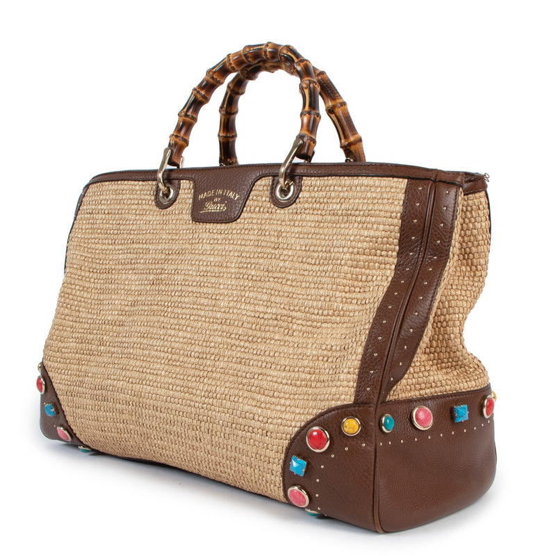 Shop safe online at Labellov in Antwerp this 100% authentic second hand Gucci Raffia Bamboo Top Handle Shopper