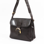 Buy an authentic second-hand Delvaux Brown Brillant Baudrier Crossbody in preloved condition at Labellov in Antwerp.
