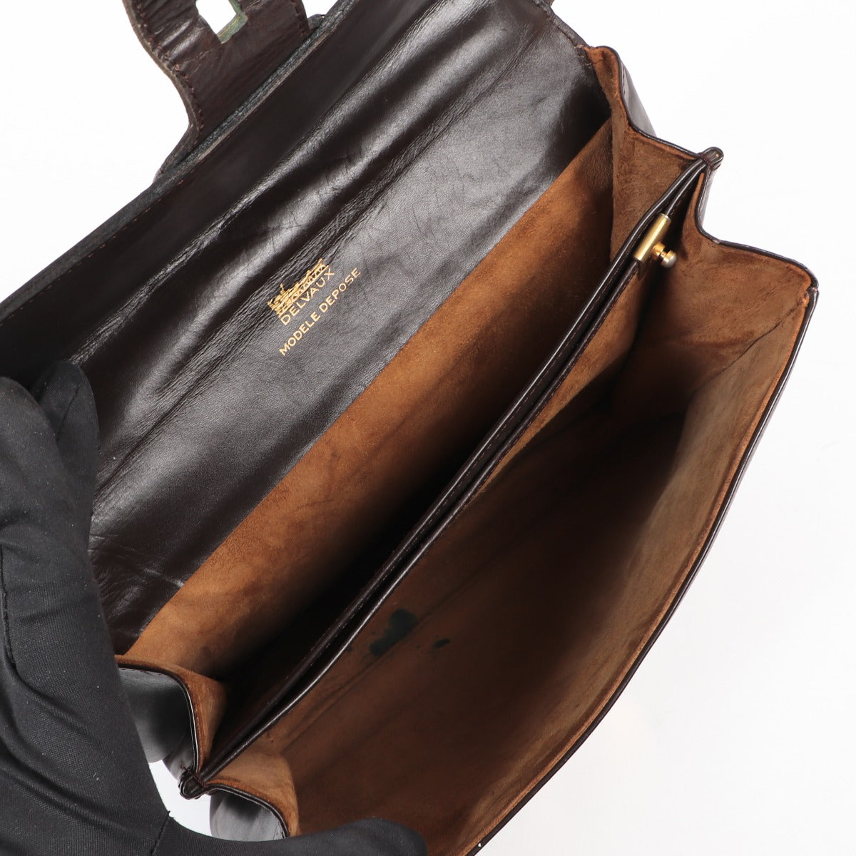 Buy an authentic second-hand Delvaux Brown Brillant Baudrier Crossbody in preloved condition at Labellov in Antwerp.