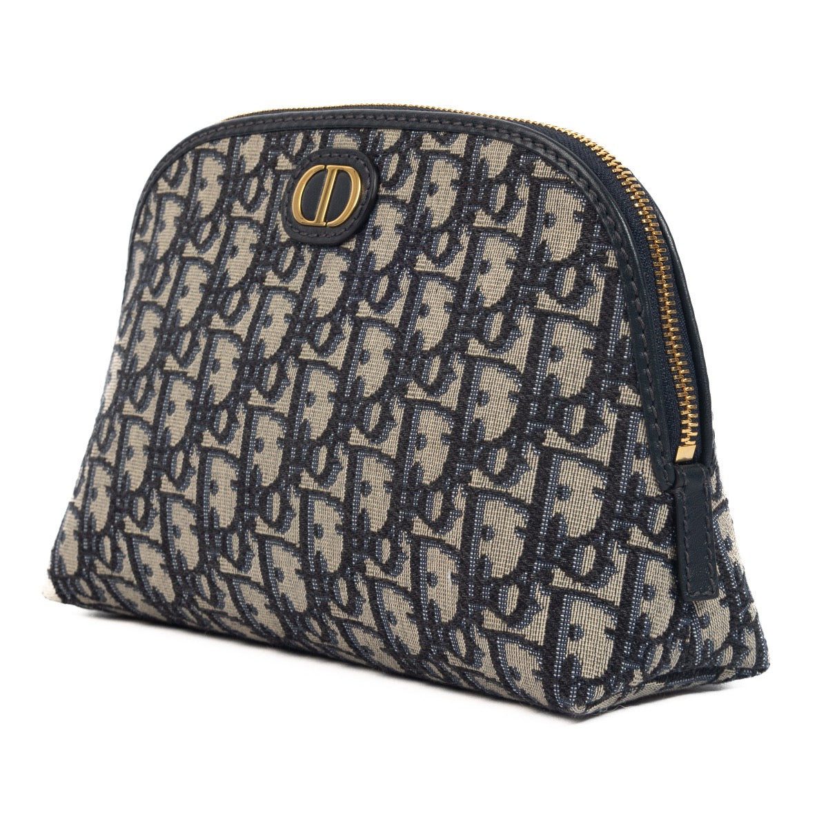 Shop safe online at Labellov in Antwerp, Brussels and Knokke this 100% authentic second hand Christian Dior Blue Oblique Jacquard 30 Montaigne Make-up Pouch