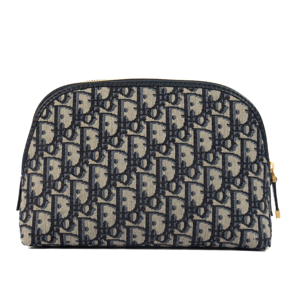 Shop safe online at Labellov in Antwerp, Brussels and Knokke this 100% authentic second hand Christian Dior Blue Oblique Jacquard 30 Montaigne Make-up Pouch