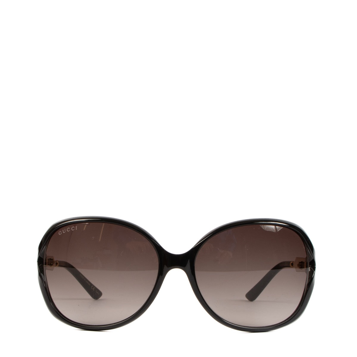 Shop safe online at Labellov in Antwerp, Brussels and Knokke these 100% authentic second hand Gucci Black Acetate Sunglasses