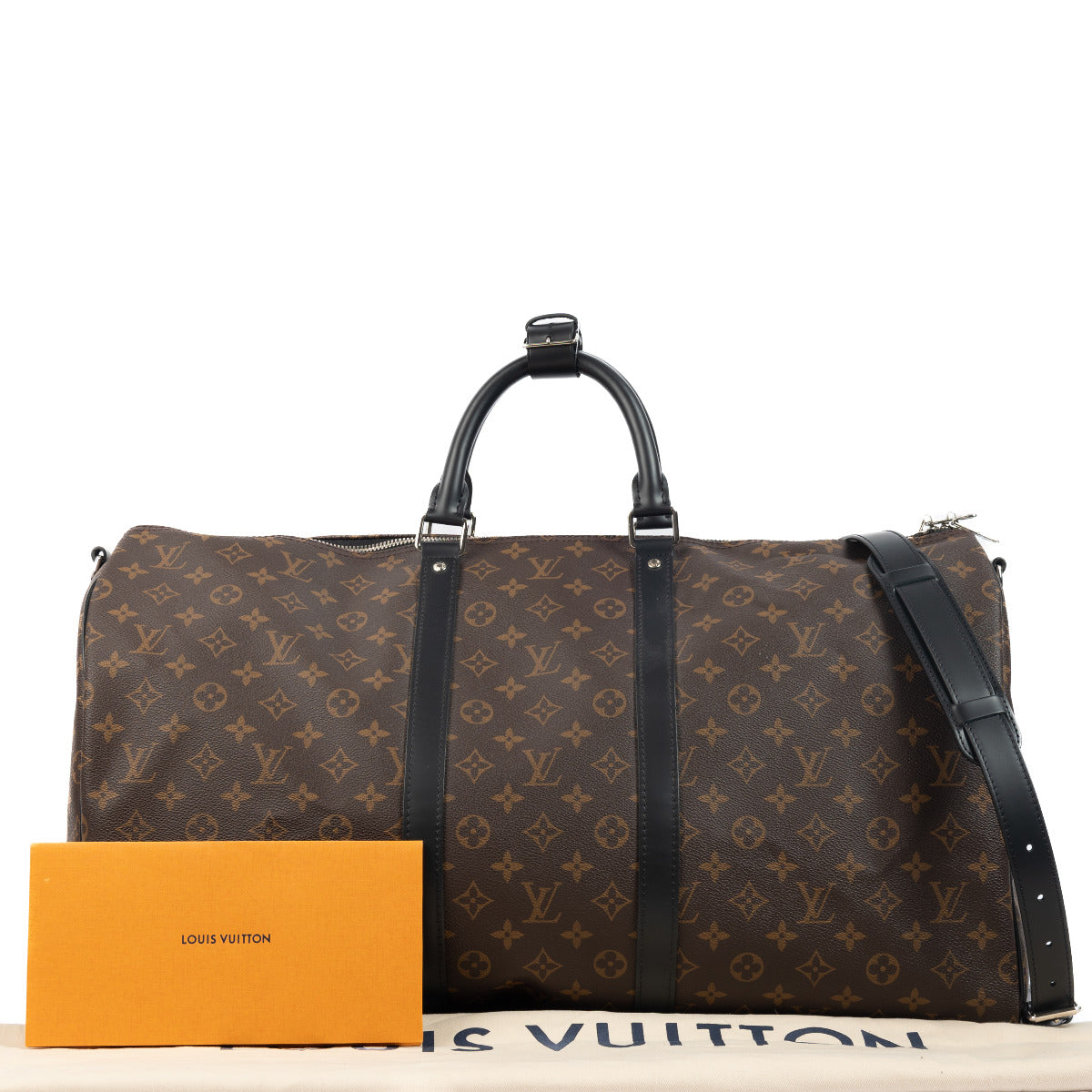 Louis Vuitton Keepall Bandoulière 55 Monogram Maccasar Travel Bag aan de beste prijs te koop bij Labellov tweedehands luxe in Antwerpen.