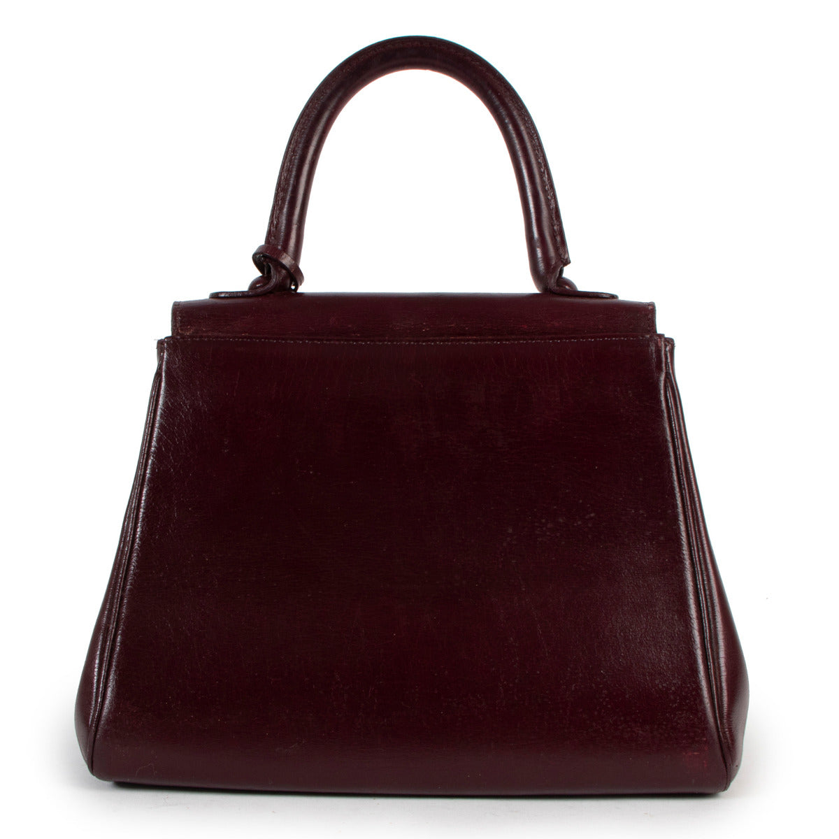 Delvaux Brillant PM Vintage Burgundy Top Handle for the best price at Labellov secondhand luxury in Antwerp Belgium. Buy and sell your authentic designer bags online.