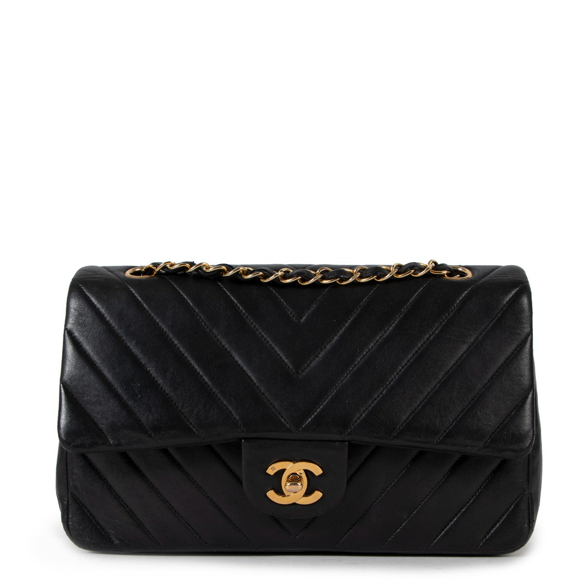 authentic second hand chanel vintage luxury designer handbag at labellov.com