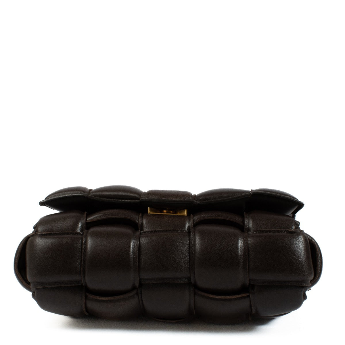 Authentic second handBottega Veneta Fondant Leather Chain Cassette Bagon Labellov.com