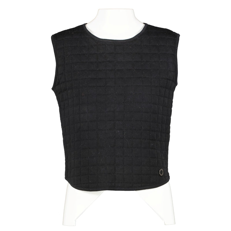 authentic second hand chanel vintage 2000s top at labellov.com