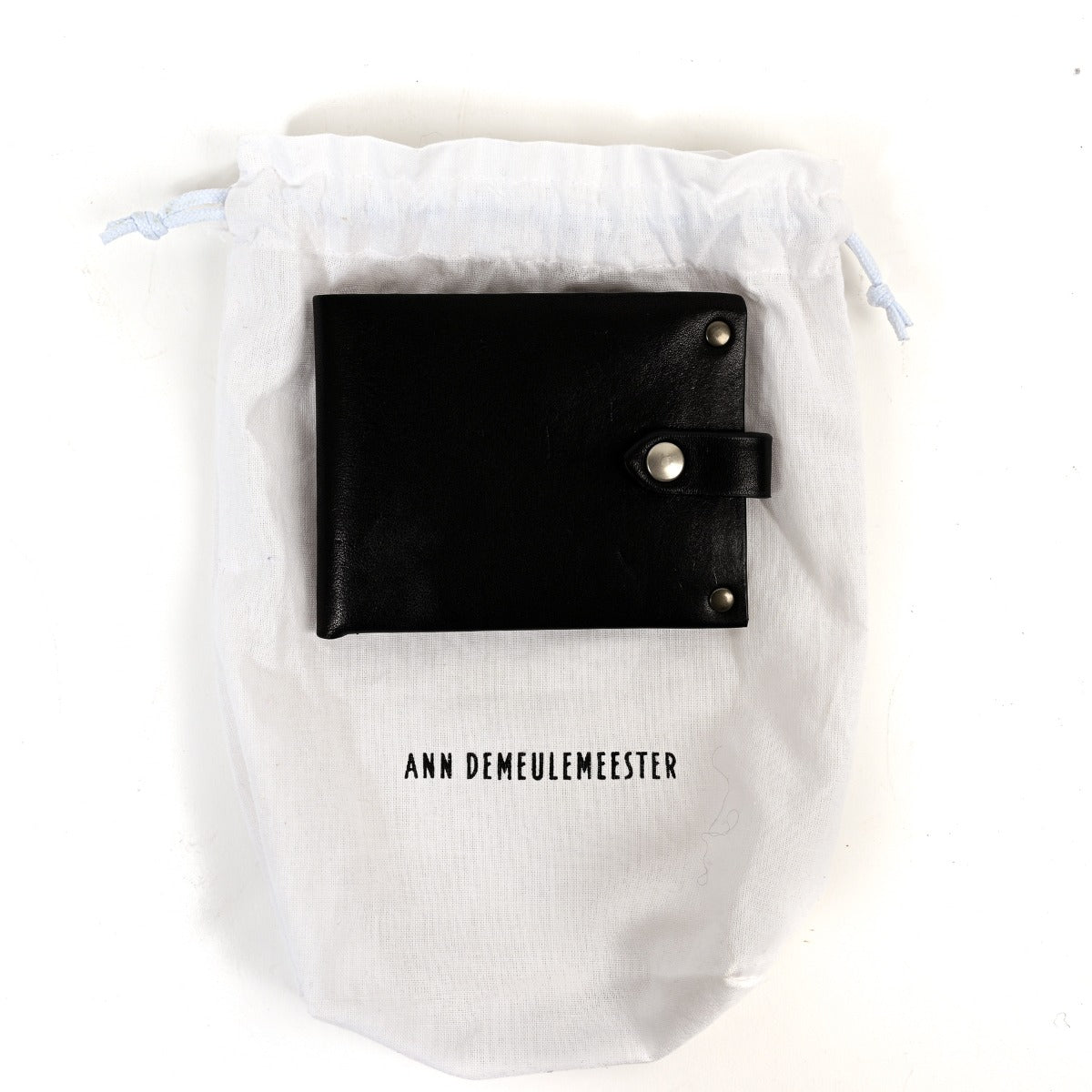Portefeuille en cuir noir clouté Ann Demeulemeester