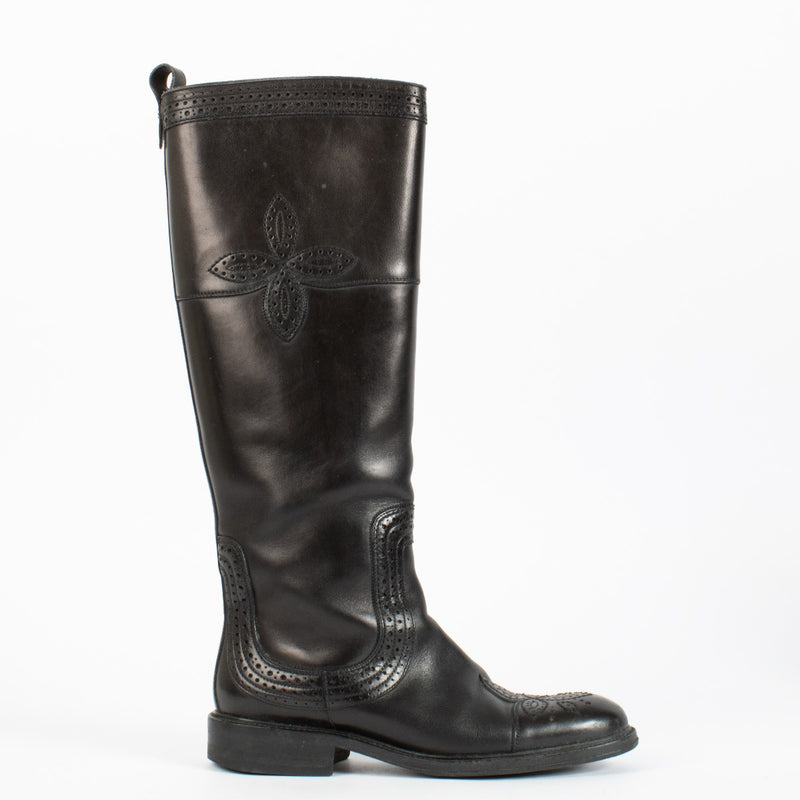 Authentic pre-loved Louis Vuitton Black Leather Riding Boots — Size 39 on Labellov.com