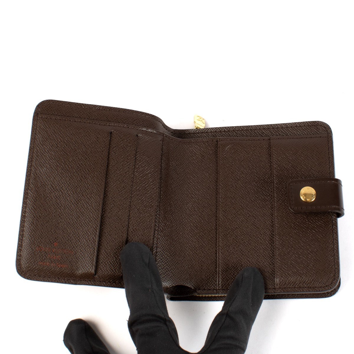 shop 100% authentic second hand Louis Vuitton Damier Ebene Wallet on Labellov.com