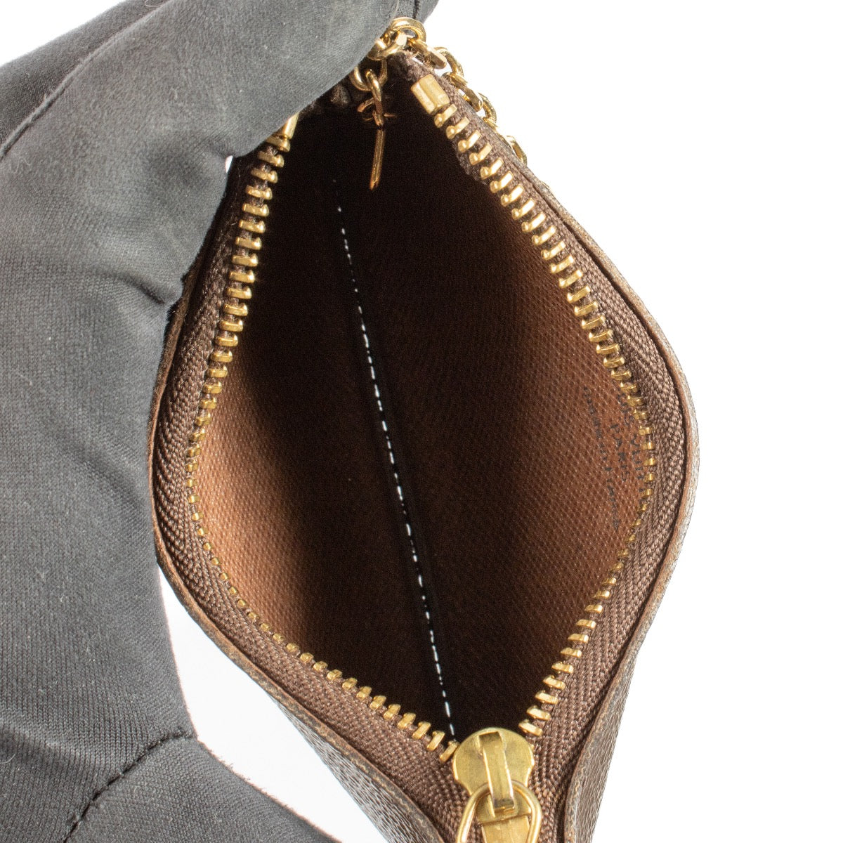 Authentic second hand Louis Vuitton Monogram Key Pouch on Labellov.com