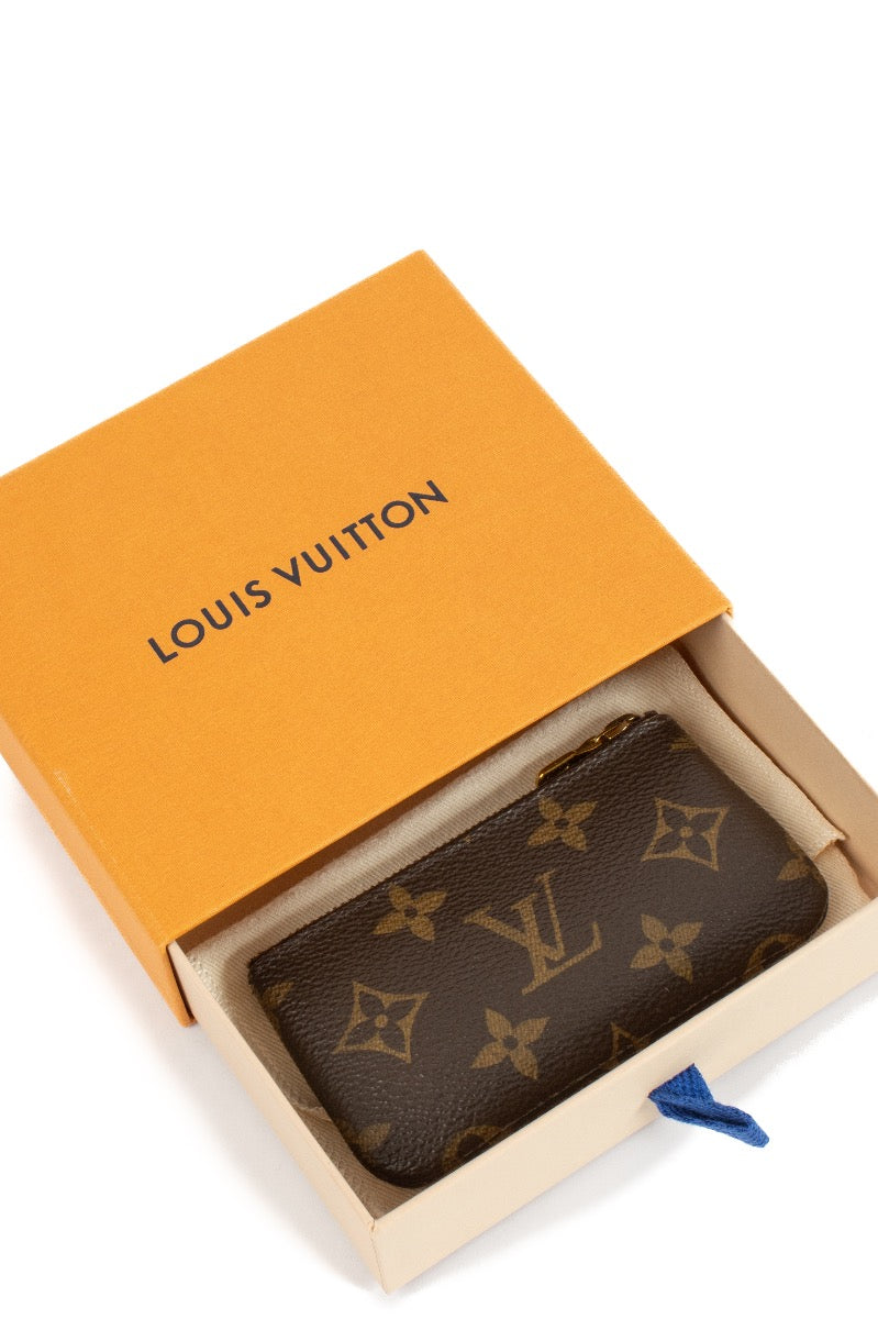 Authentic second hand Louis Vuitton Monogram Key Pouch on Labellov.com
