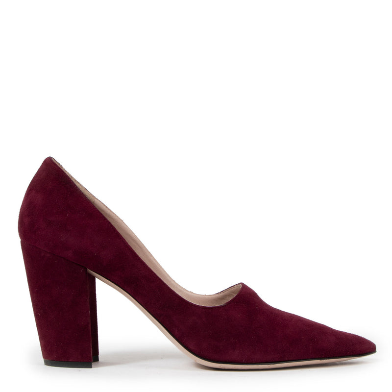 Are you looking for an authentic designer Miu Miu Burgundy Suede Pumps - size 37