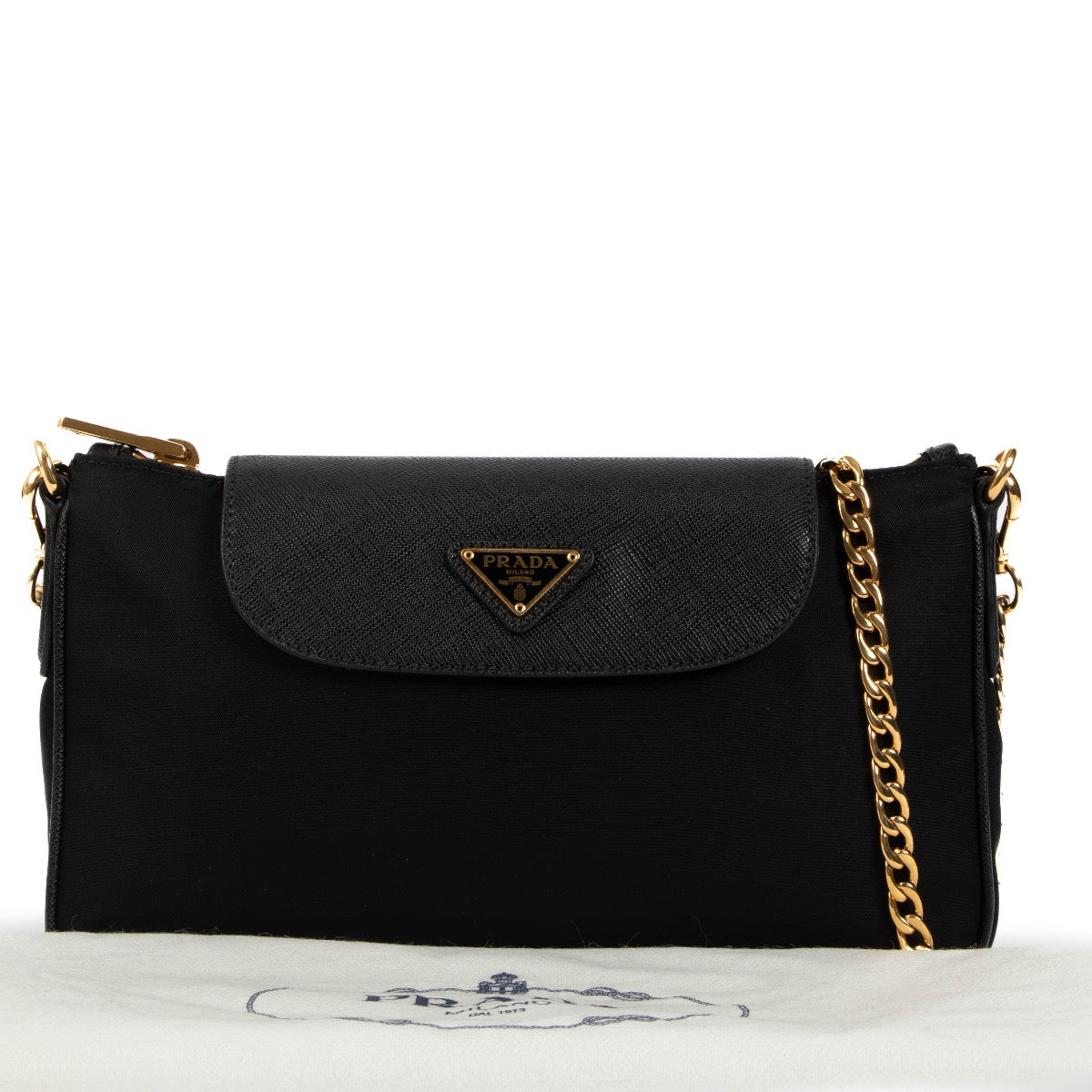 Shop 100% authentic second-hand Prada Black Nylon Saffiano Chain Bag on Labellov.com