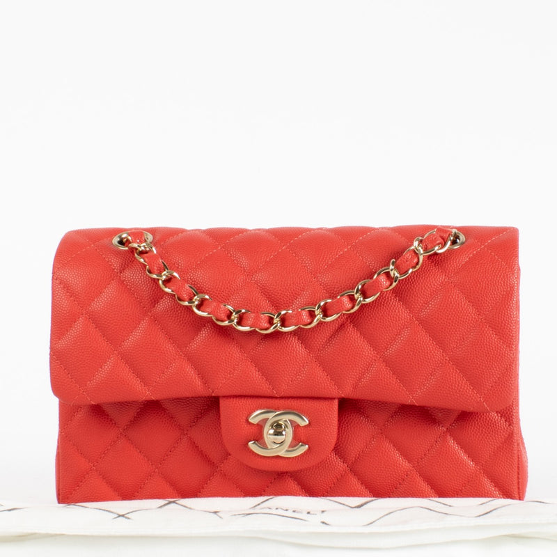 Authentic Second Hand Chanel Red Caviar Small Classic Flap Bag on Labellov.com