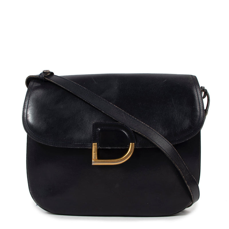 Shop safe online at Labellov in Antwerp this 100% authentic second hand Delvaux Dark Blue Leather Shoulder Bag