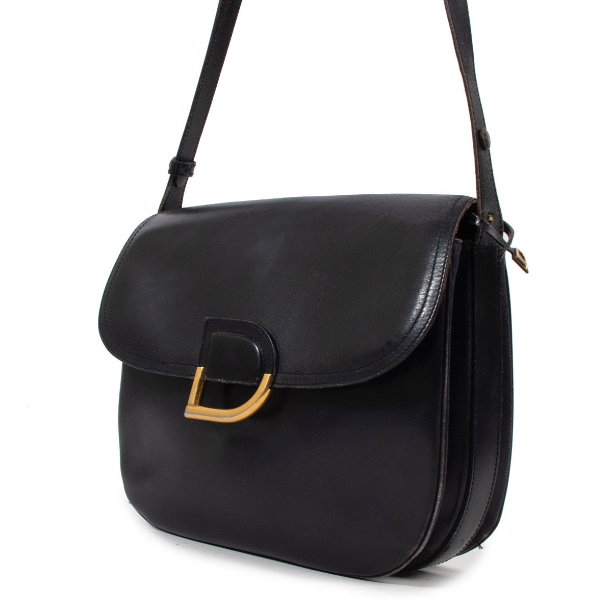 Shop safe online at Labellov in Antwerp this 100% authentic second hand Delvaux Dark Blue Leather Shoulder Bag